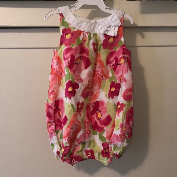 New GYMBOREE baby floral romper - Picture 1 of 5